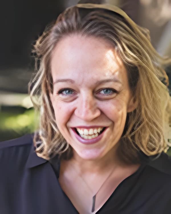 Amy Czuchlewski, VP of Engineering at FIS